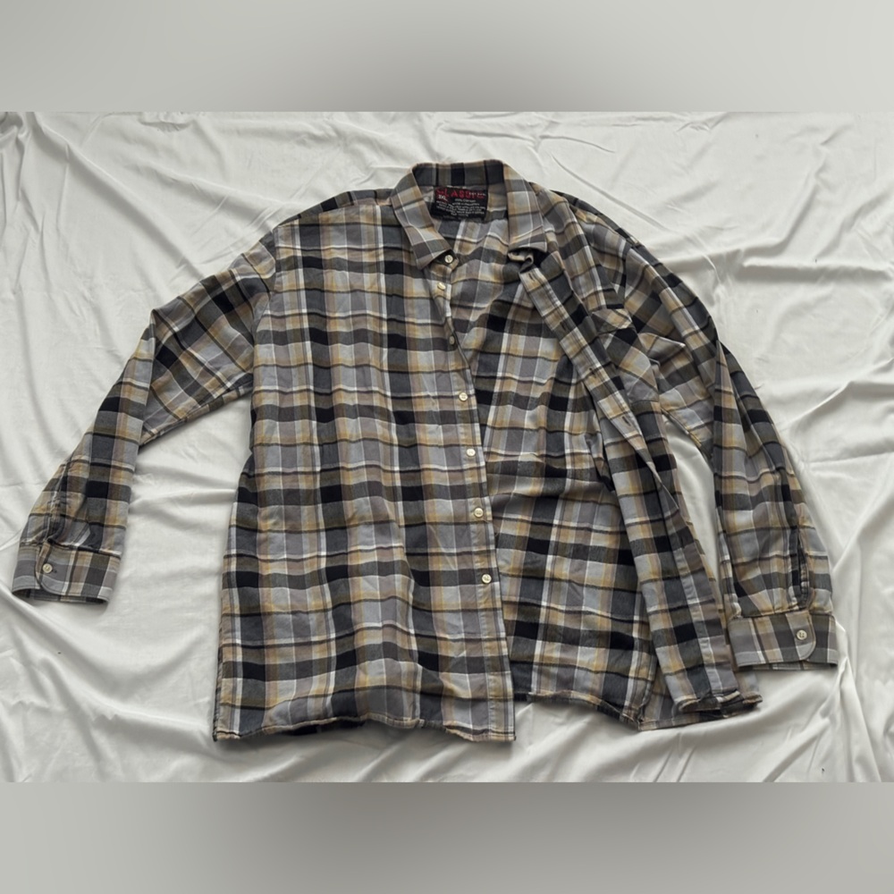 Classic 2001 Grunge Plaid Shirt